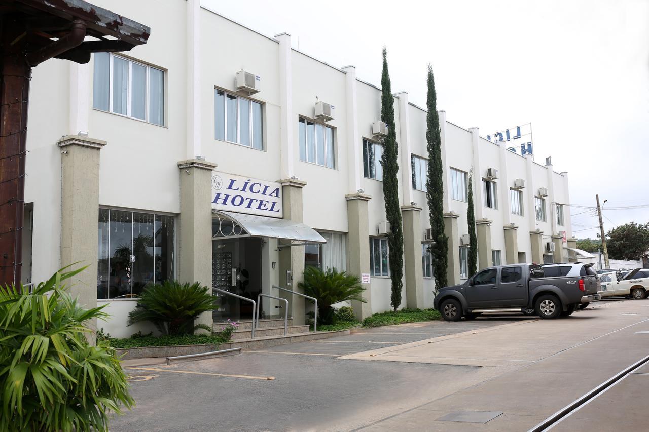 Licia Hotel Joao Pinheiro Εξωτερικό φωτογραφία