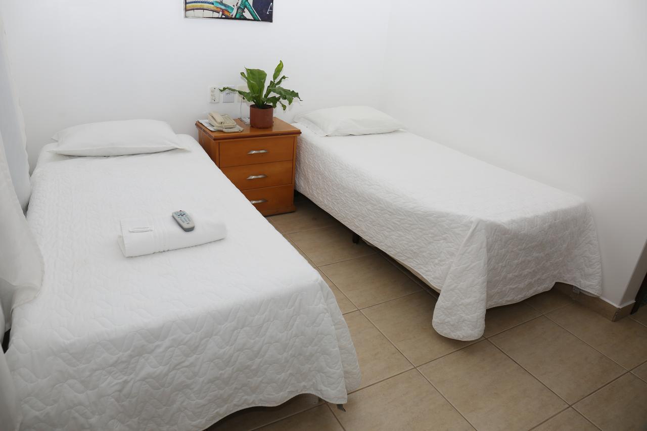 Licia Hotel Joao Pinheiro Εξωτερικό φωτογραφία